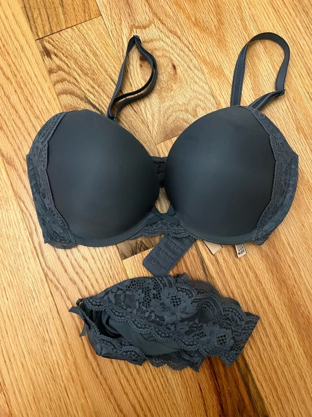 Blue Victoria’s Secret Dream Angels Push Up Bra 32D - Picture 1 of 5